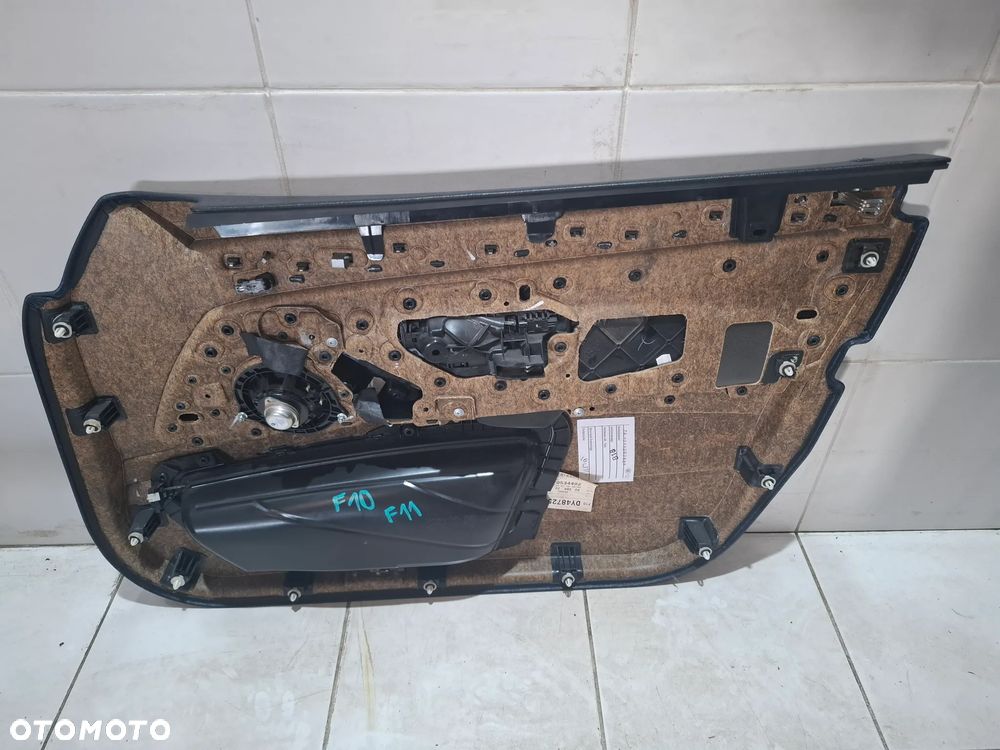 Boczek lewy przód alcantara BMW 5 F10 - F11 rok 2012 - 6