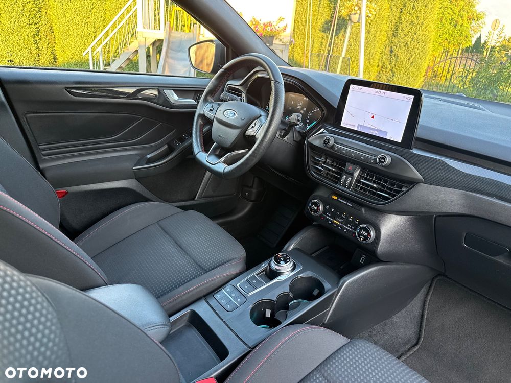 Ford Focus 2.0 TDCi DPF Start-Stopp-System ST-Line - 27