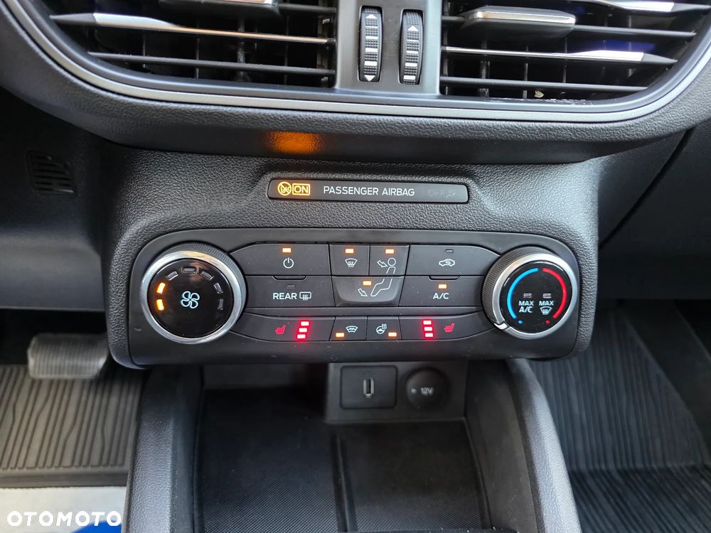 Ford Focus 1.5 EcoBlue Active - 16