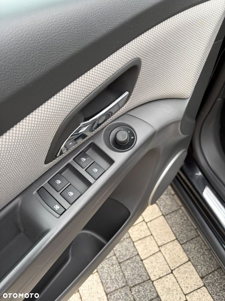 Chevrolet Cruze 1.8 Automatik LT - 20