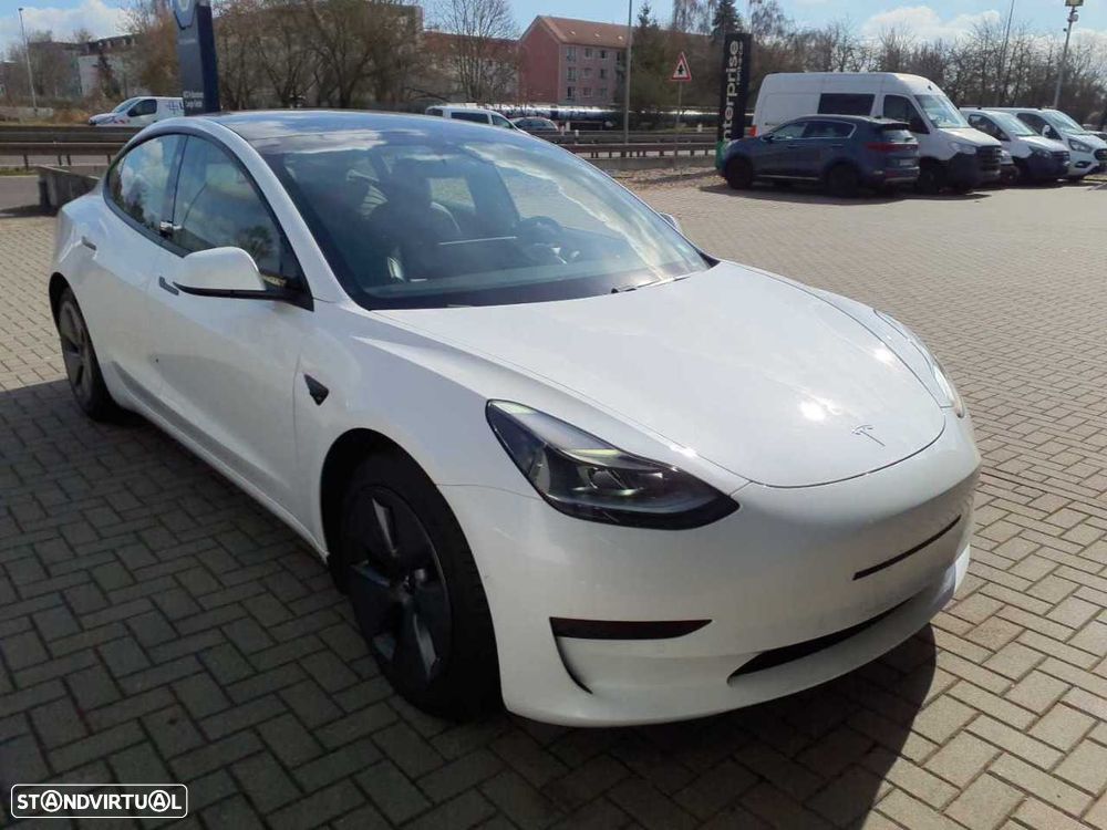 Tesla Model 3 Standard Range Plus RWD - 4