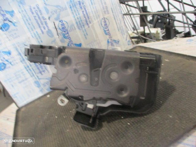 Fecho 986908106  31253660 VOLVO XC60 2014 2.0D 163CV 5P AZUL TDRT 10 PINOS - 3