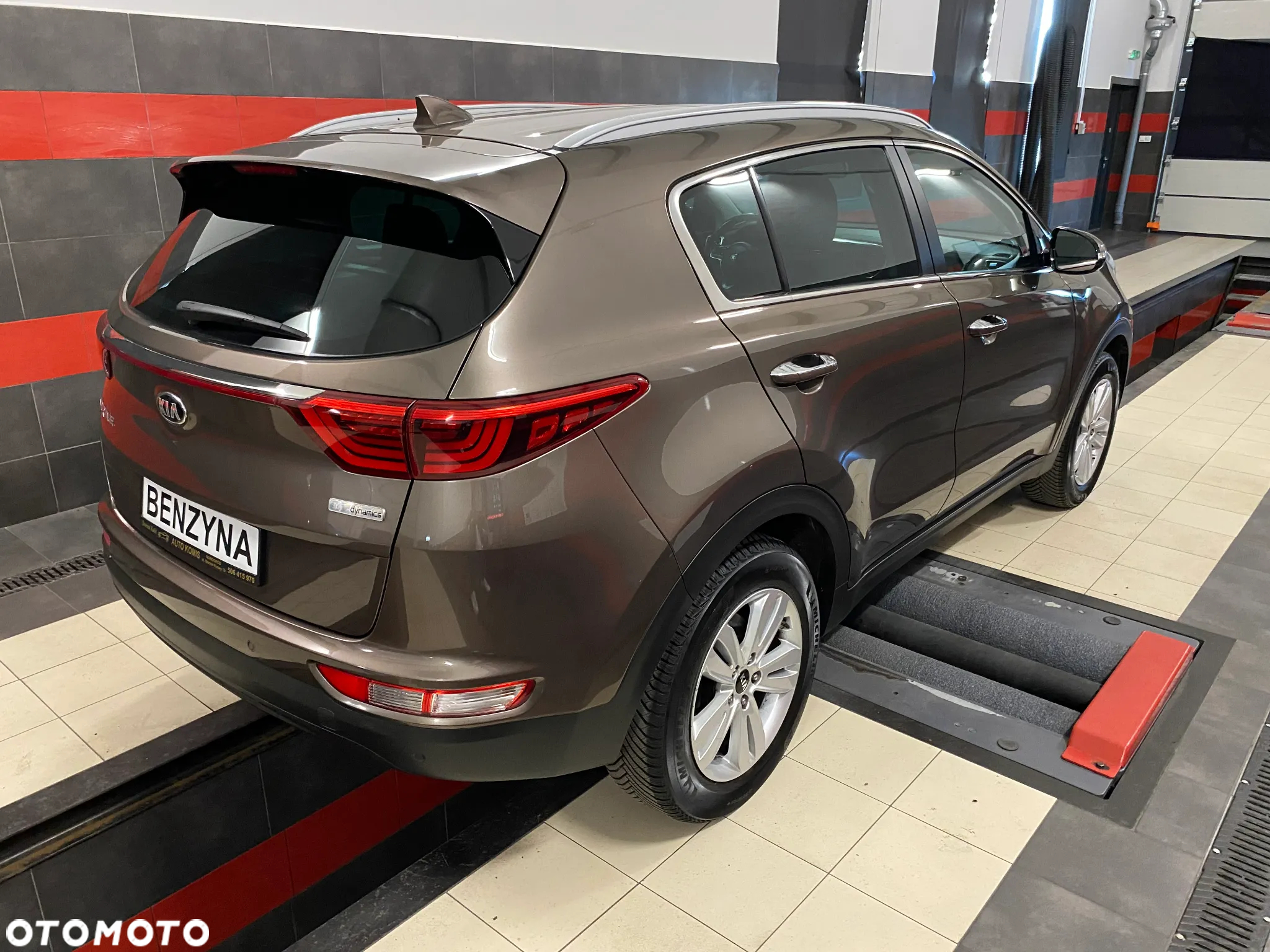 Kia Sportage 1.6 GDI 2WD SPIRIT - 8