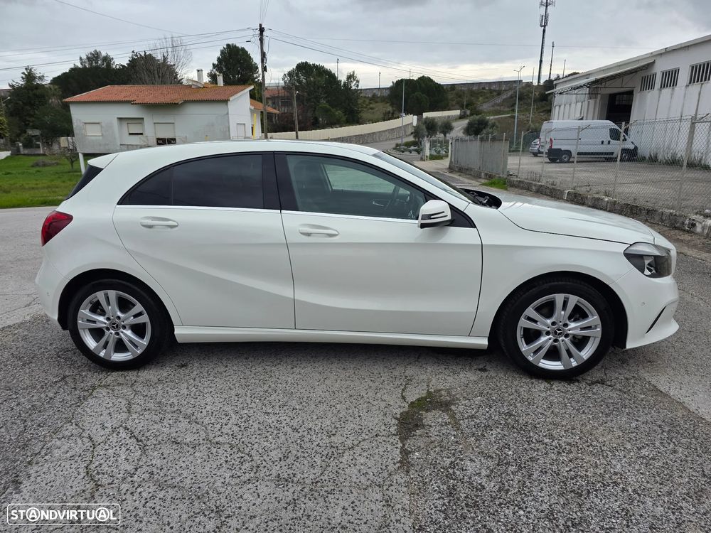 Mercedes-Benz A 180 d Urban - 11