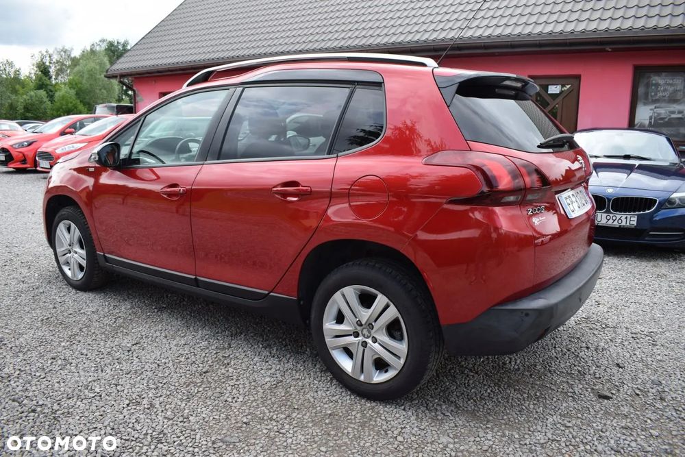 Peugeot 2008 1.2 Pure Tech Style S&S - 2