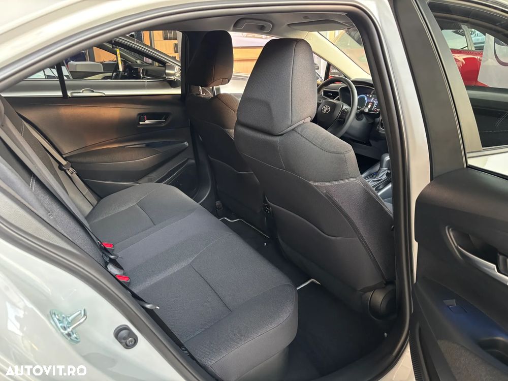 Toyota Corolla 1.8 HSD Dynamic - 7