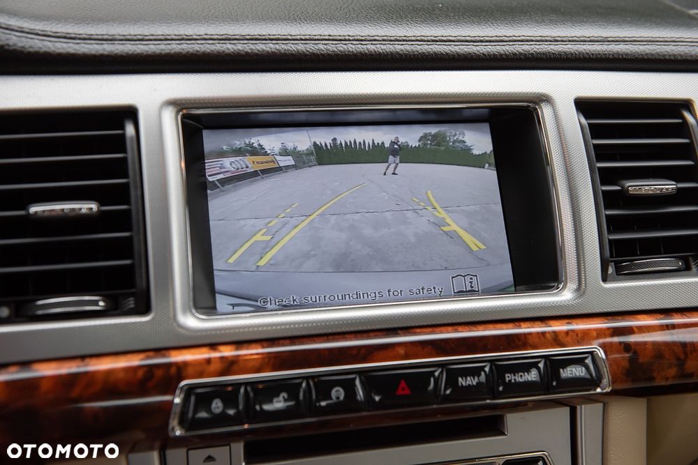 Jaguar XF - 23