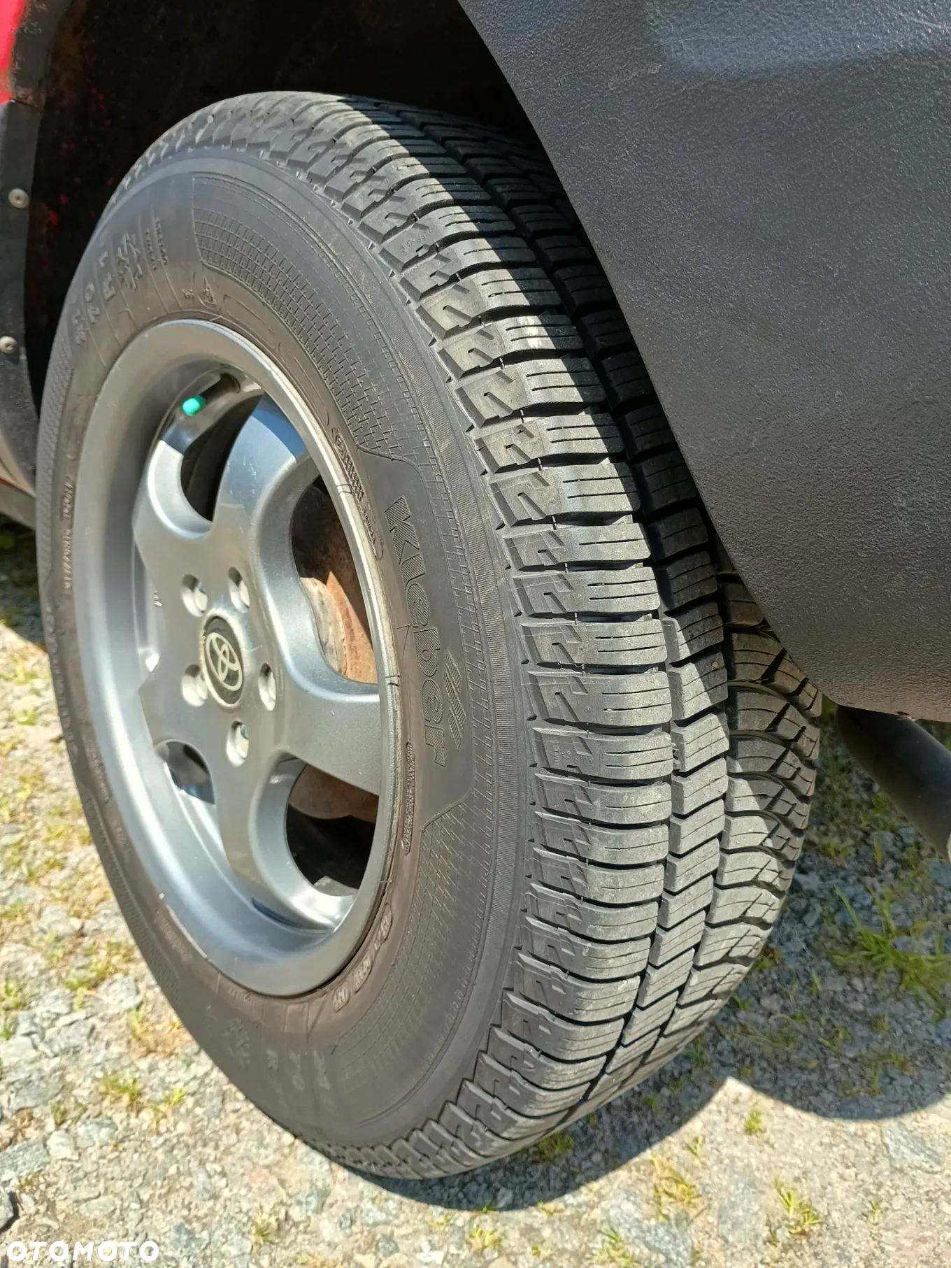 Toyota RAV4 2.0 - 21