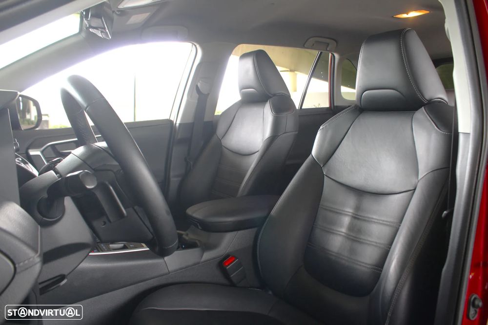 Toyota RAV4 2.5 HDF Lounge - 30