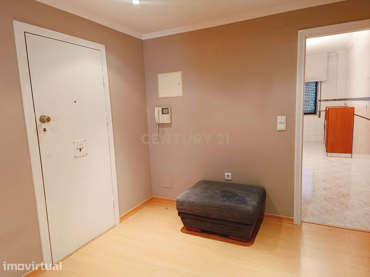 Fantástico T4 de 175 m² com Vista Rio e excelente  Localização na Póvo - Grande imagem: 4/38