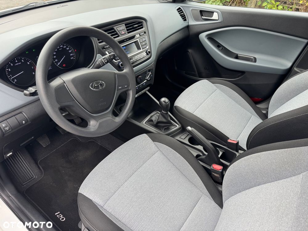 Hyundai i20 1.2 Passion Plus - 17