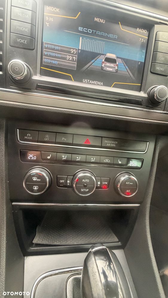 Seat Leon 2.0 TDI DPF Start&Stop DSG XCELLENCE - 23