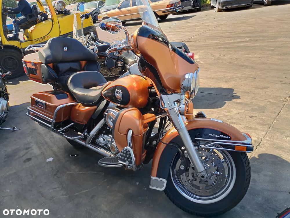 Harley-Davidson Touring Electra Glide - 3