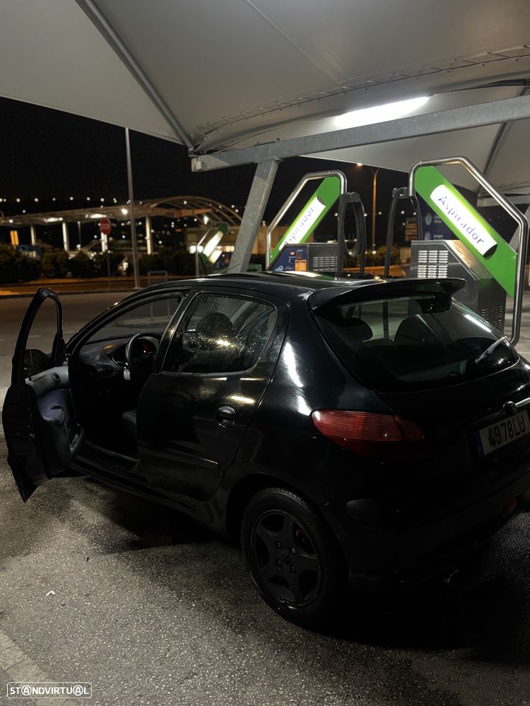 Peugeot 206 1.1 XR - 2