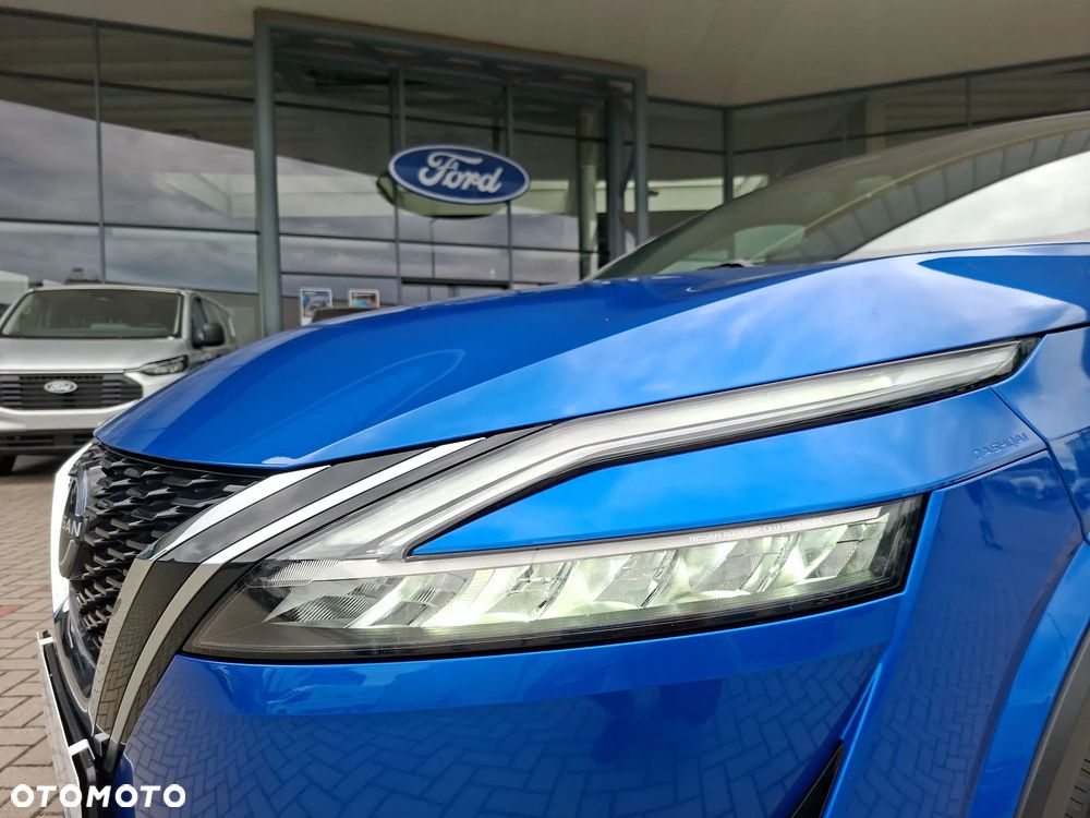 Nissan Qashqai 1.3 DIG-T 4x4 MHEV Xtronic Tekna+ - 10