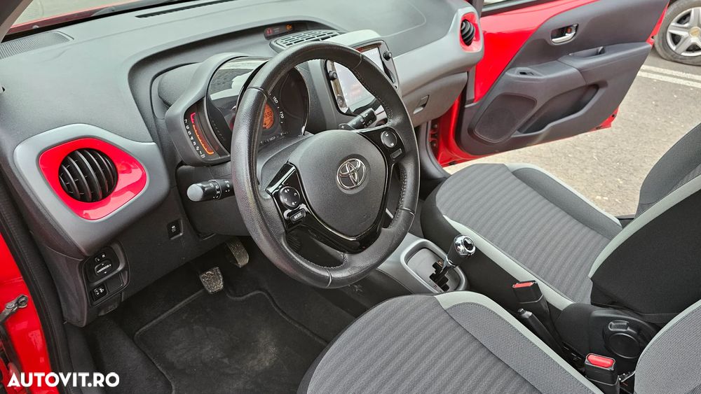 Toyota Aygo 1.0 VVY-I 5 usi MultiMode X-connect - 8