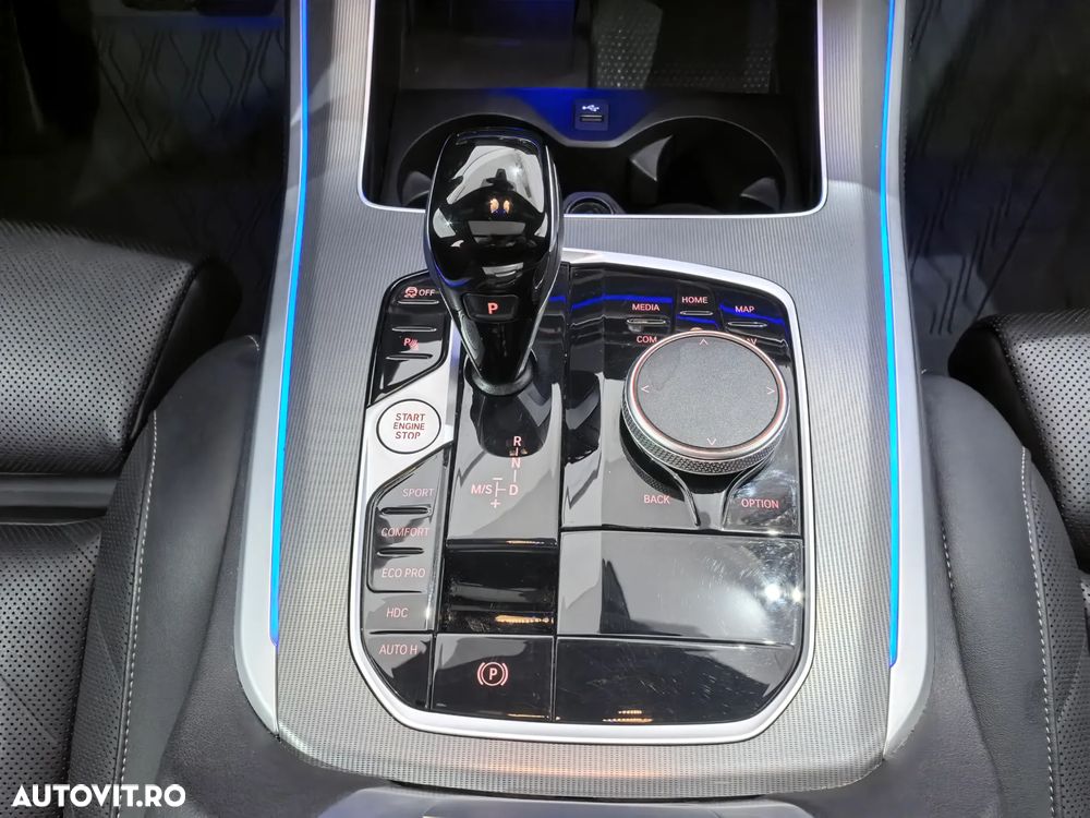 BMW X5 xDrive40i - 28