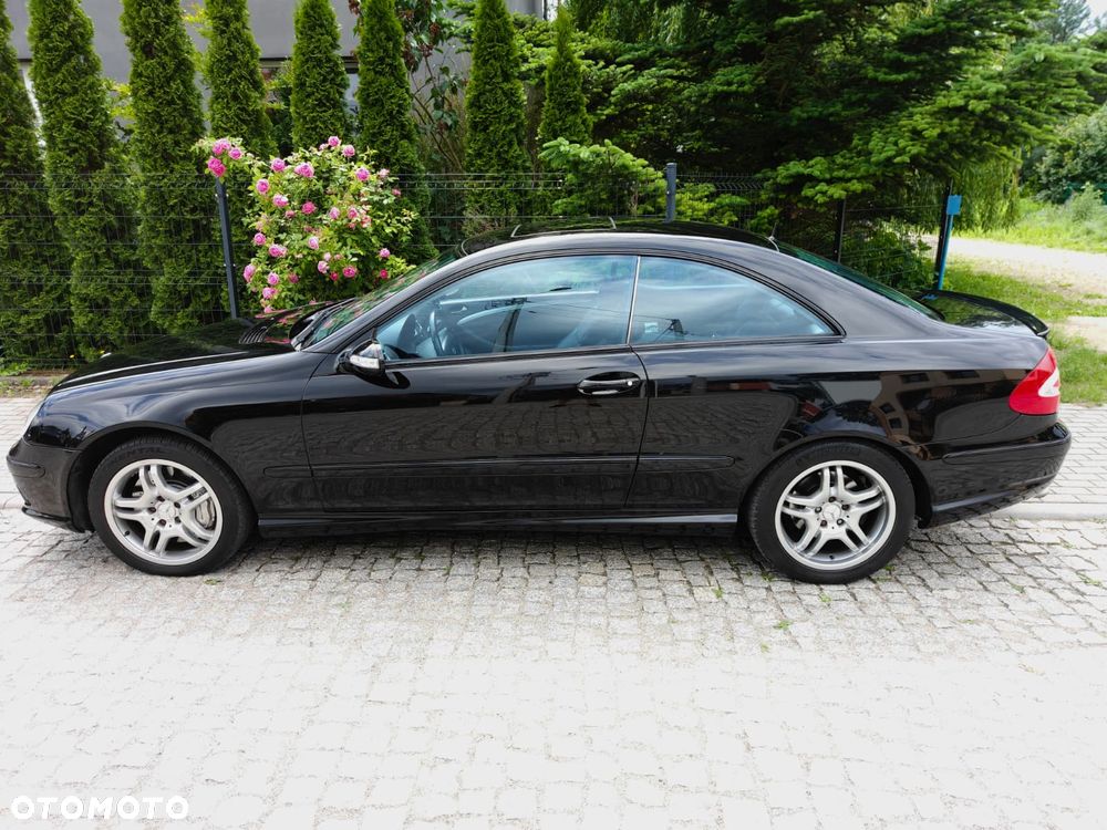 Mercedes-Benz CLK - 10