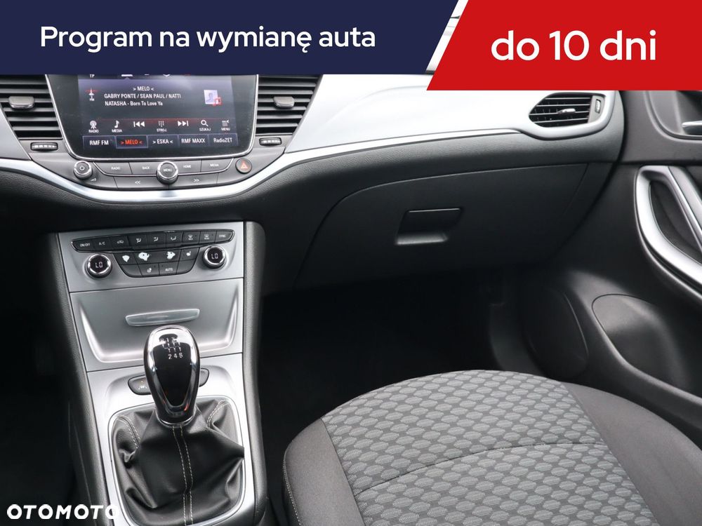 Opel Astra - 10