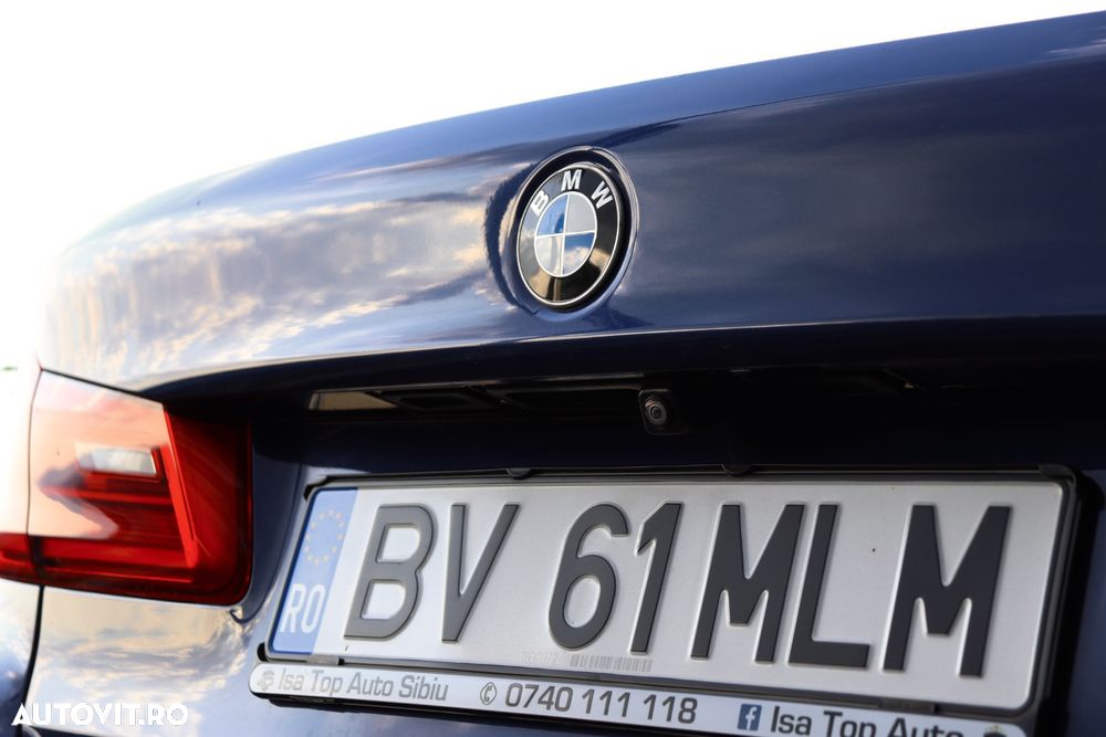 BMW Seria 5 520d xDrive AT - 14
