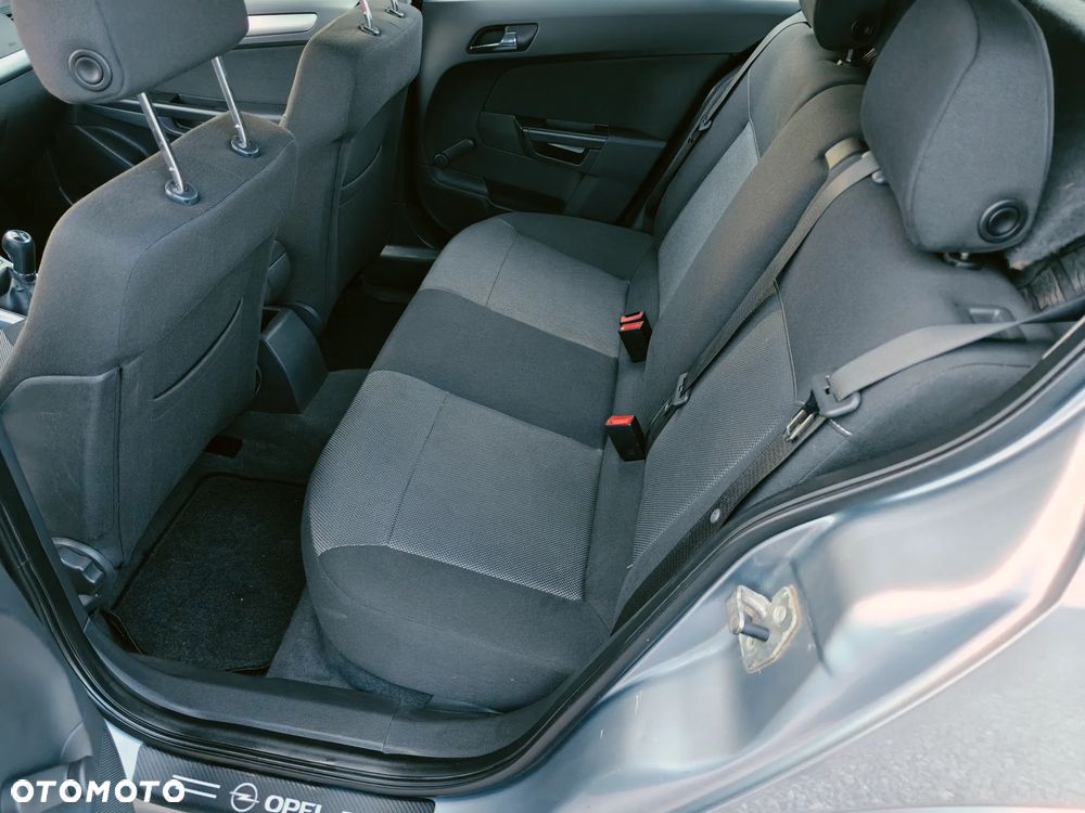 Opel Astra - 20