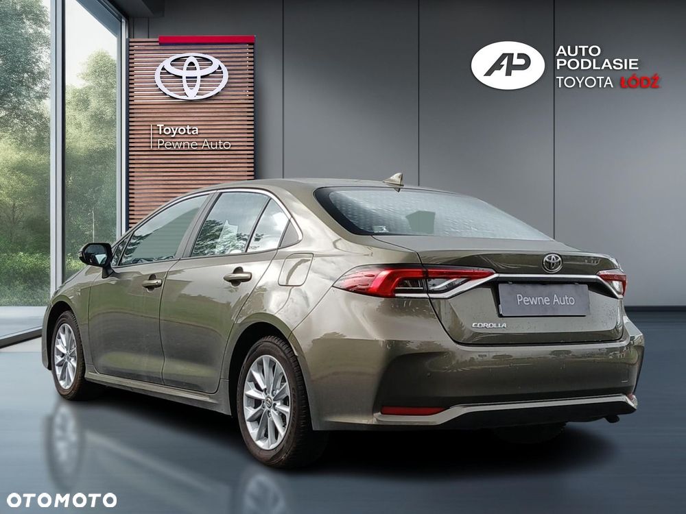 Toyota Corolla - 5