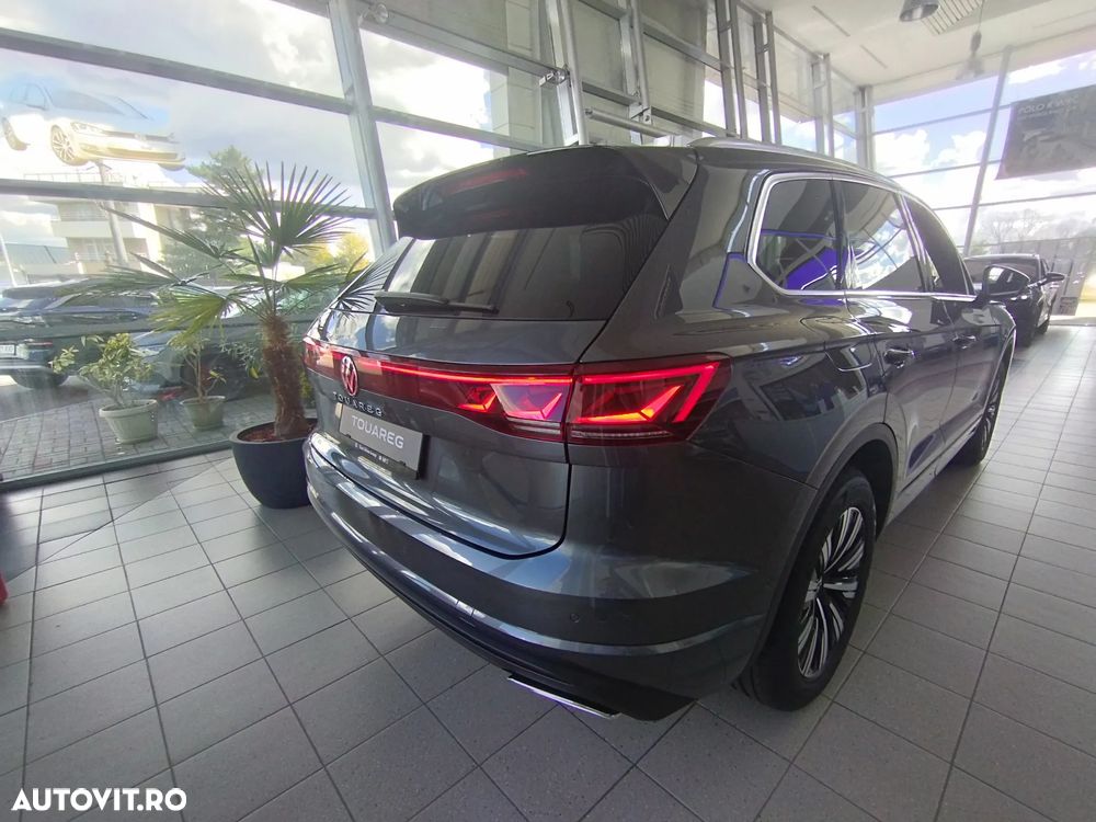 Volkswagen Touareg V6 TDI 4MOTION Elegance - 8