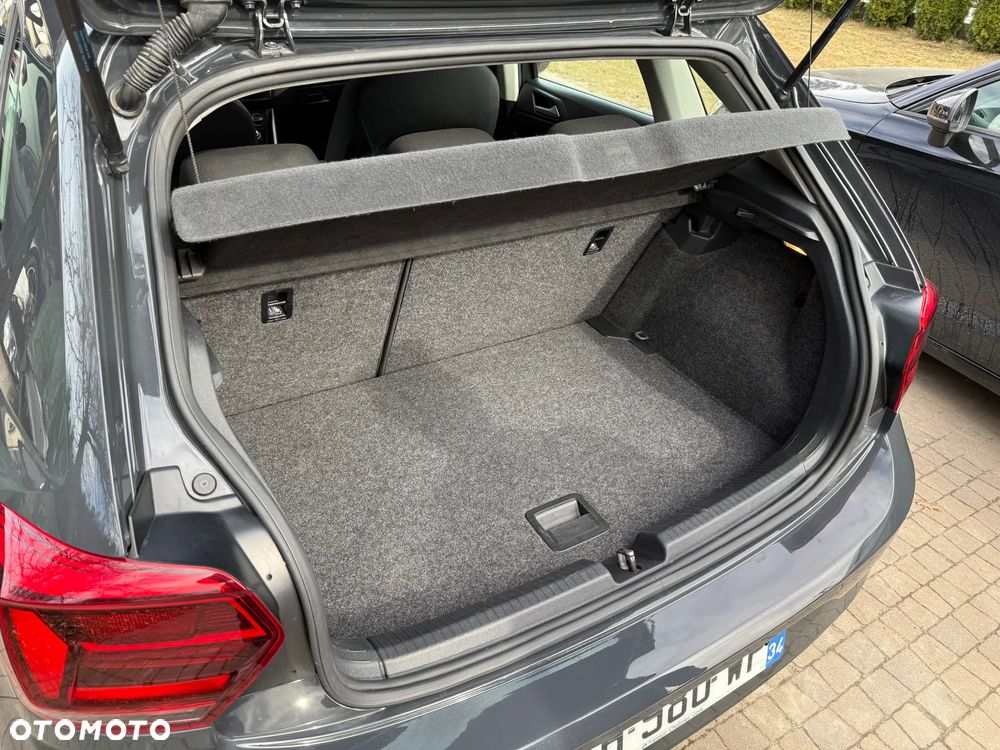 Volkswagen Polo 1.0 Comfortline - 20