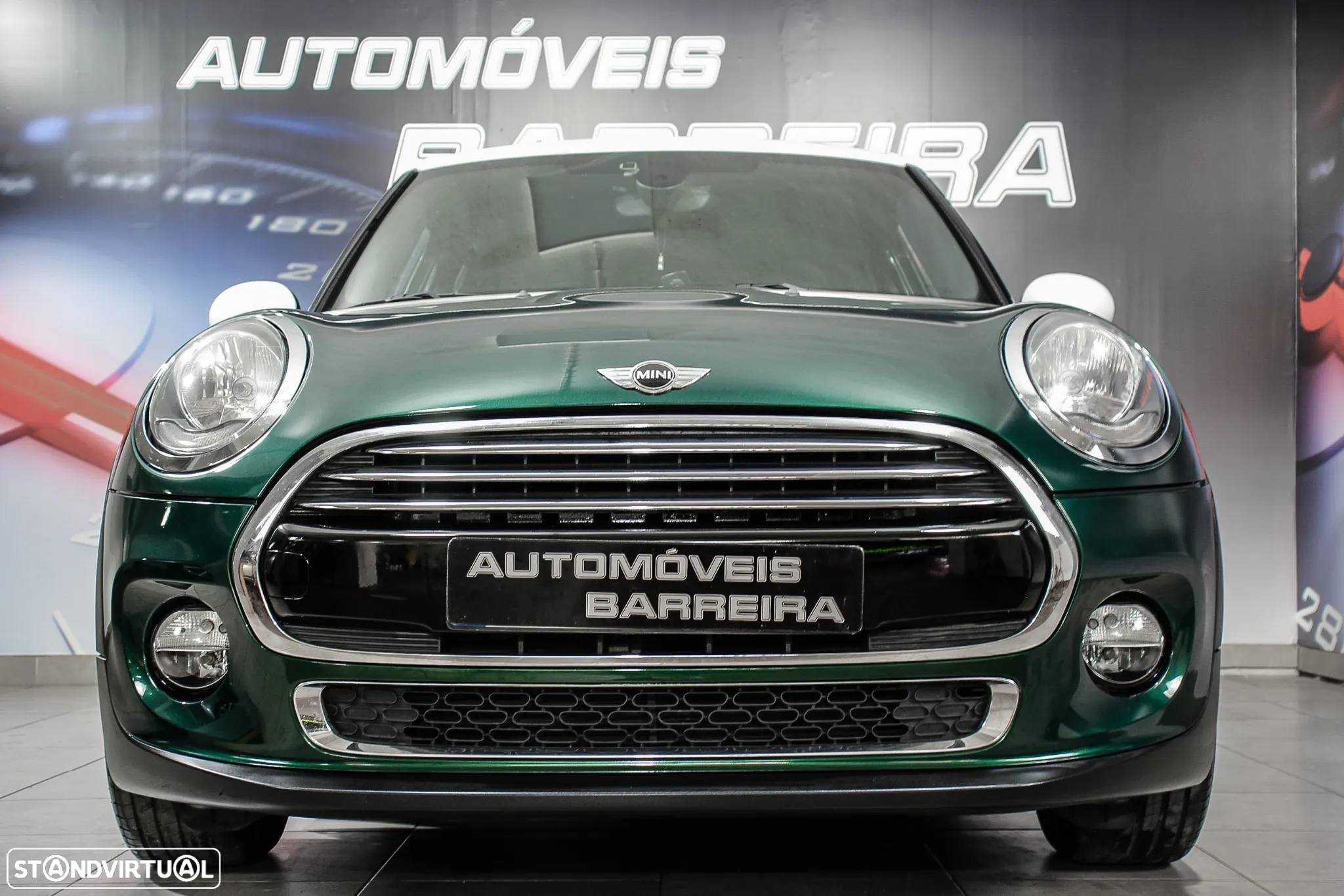 MINI 5 Portas Cooper D - 22
