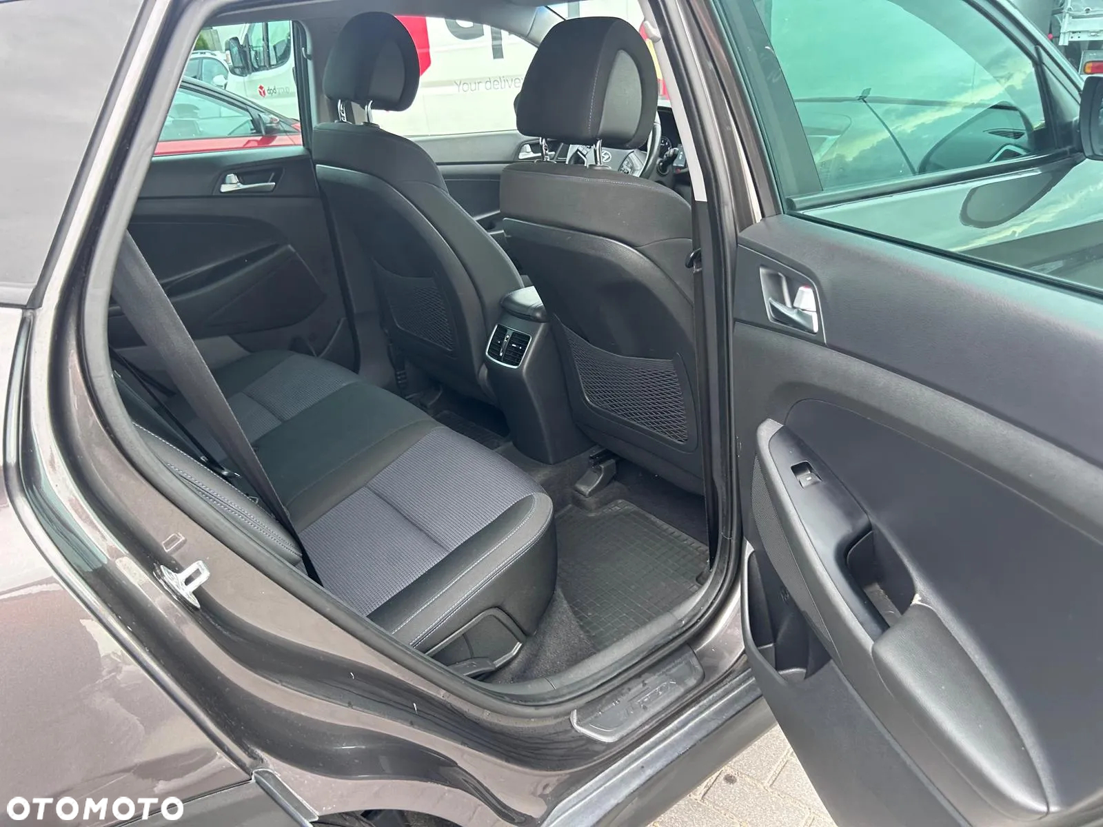 Hyundai Tucson 1.6 GDI BlueDrive Comfort 2WD - 19
