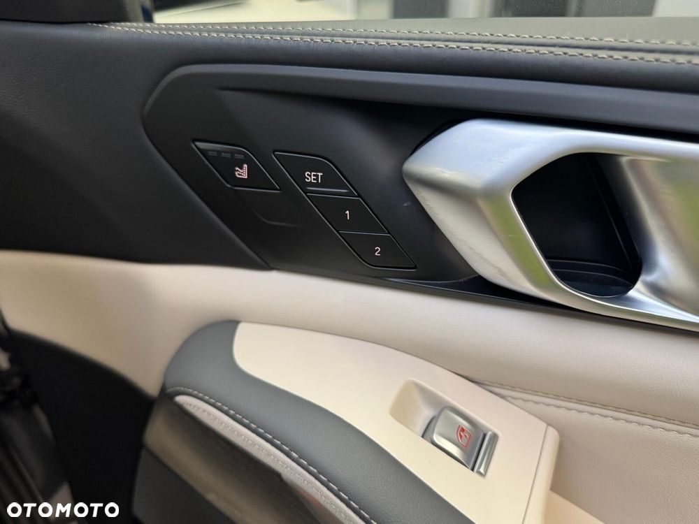 BMW X7 xDrive40i mHEV M Sport sport - 29