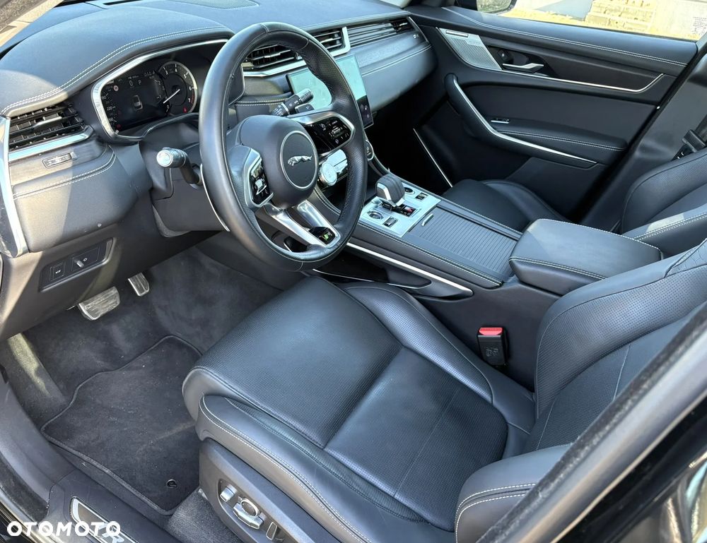 Jaguar F-Pace 3.0 P400 mHEV AWD R-Dynamic Black - 9