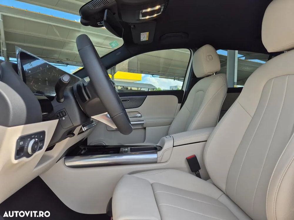 Mercedes-Benz GLA 250 e - 13