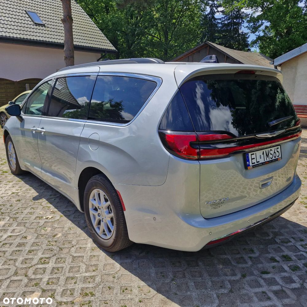 Chrysler Pacifica - 6