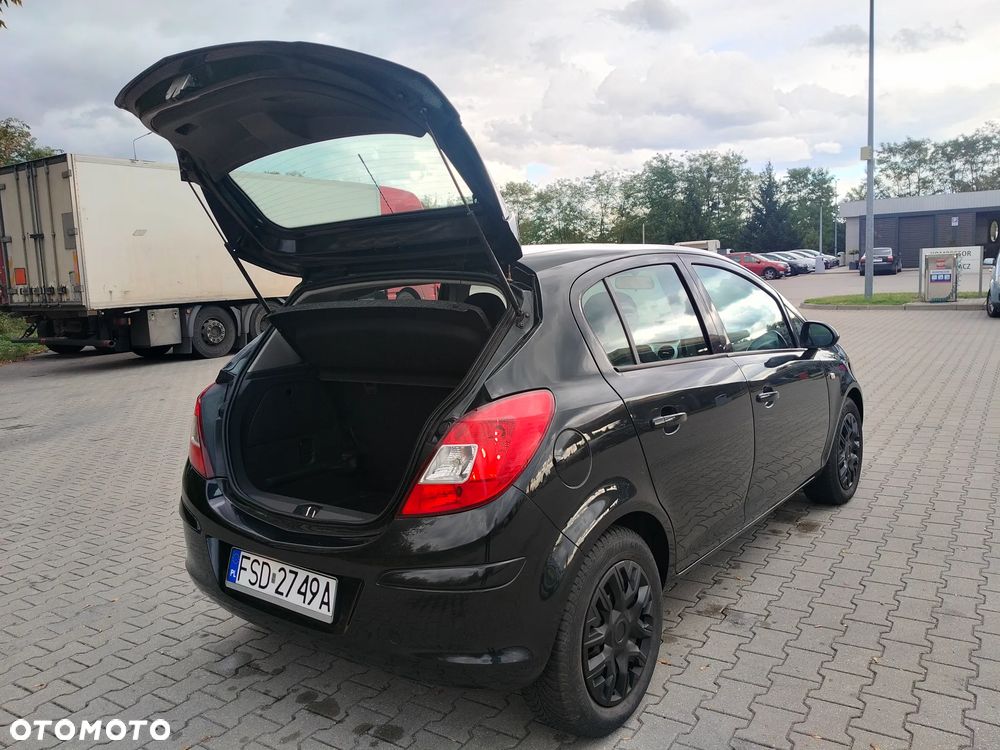Opel Corsa - 12