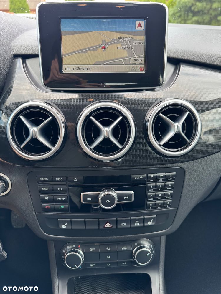 Mercedes-Benz Klasa B 180 CDI (BlueEFFICIENCY) - 21