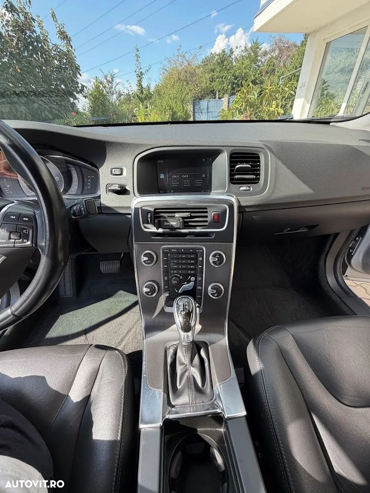 Volvo S60 D4 Geartronic - 21