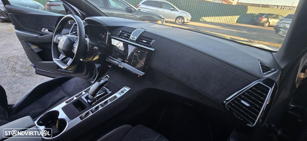 DS DS7 Crossback E-Tense Performance Line+ EAT8 - 27