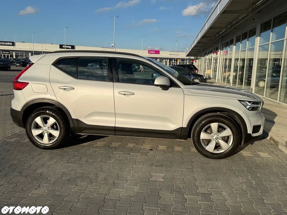 Volvo XC 40 T2 Momentum Core - 29