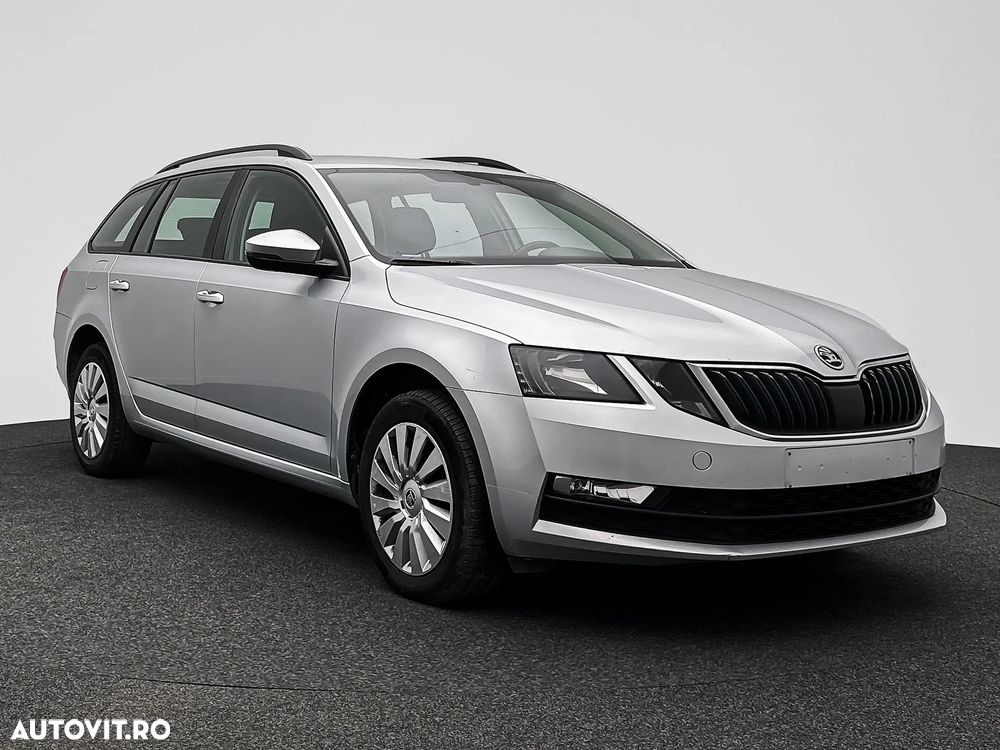 Skoda Octavia - 1