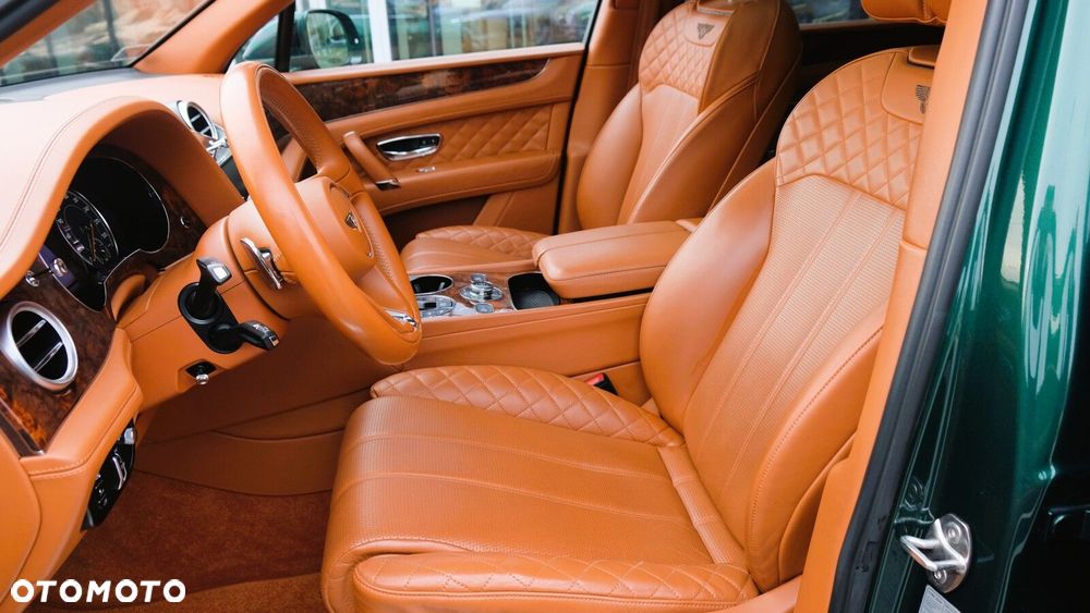 Bentley Bentayga - 10