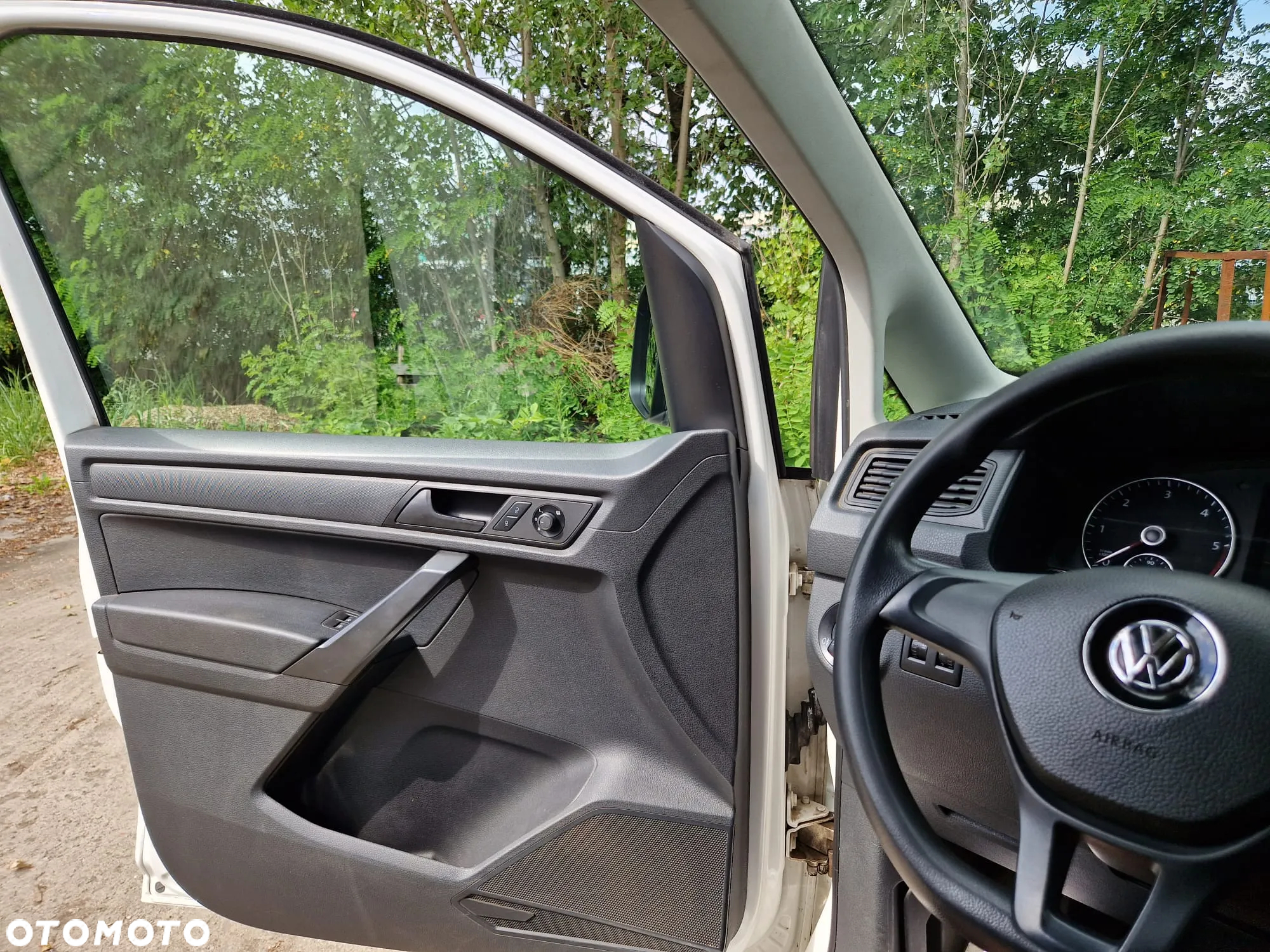 Volkswagen CADDY - 23