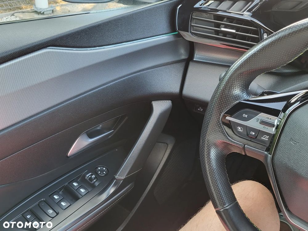 Peugeot 308 1.2 PureTech GT S&S EAT8 - 22