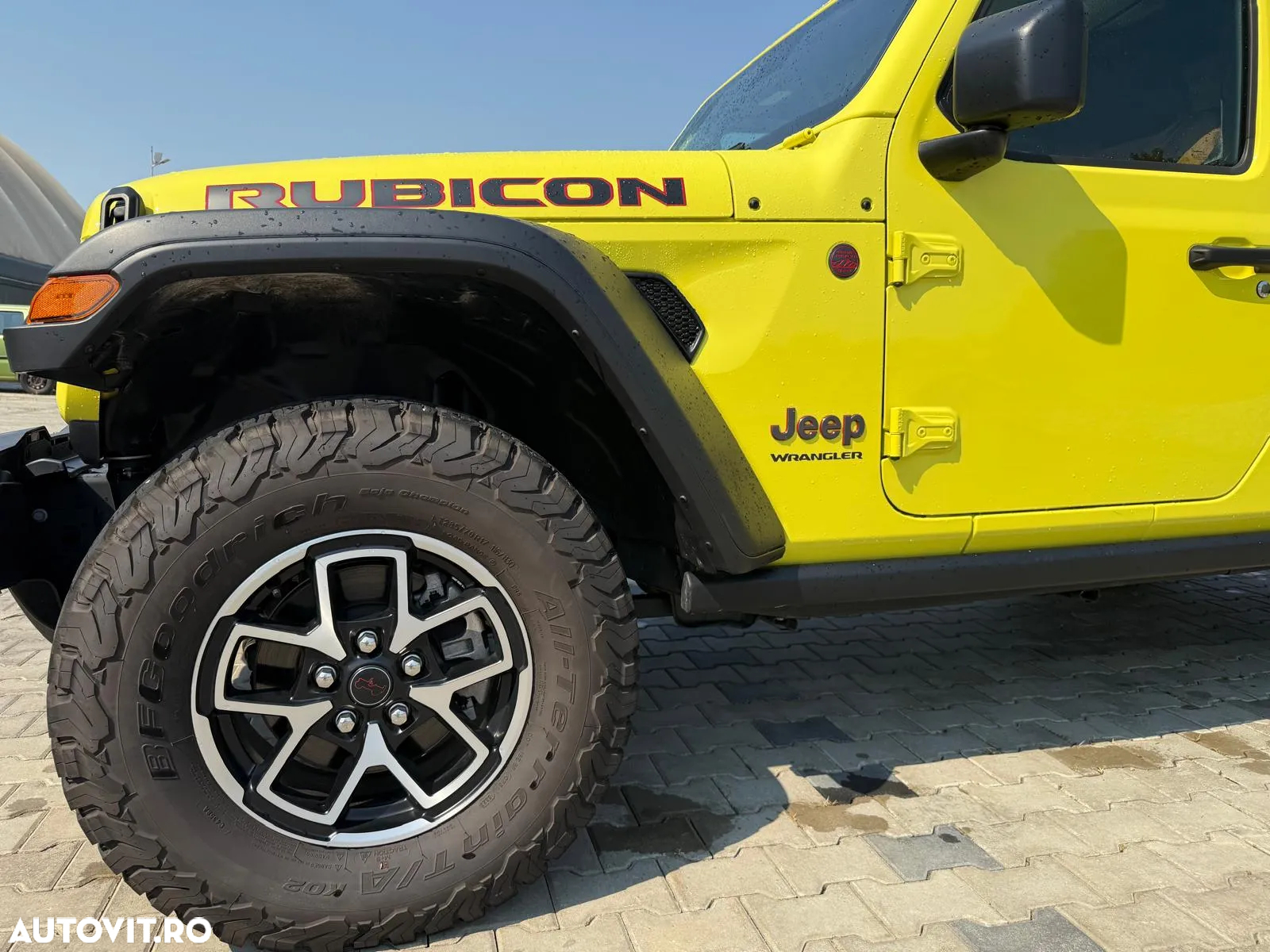 Jeep Wrangler - 8