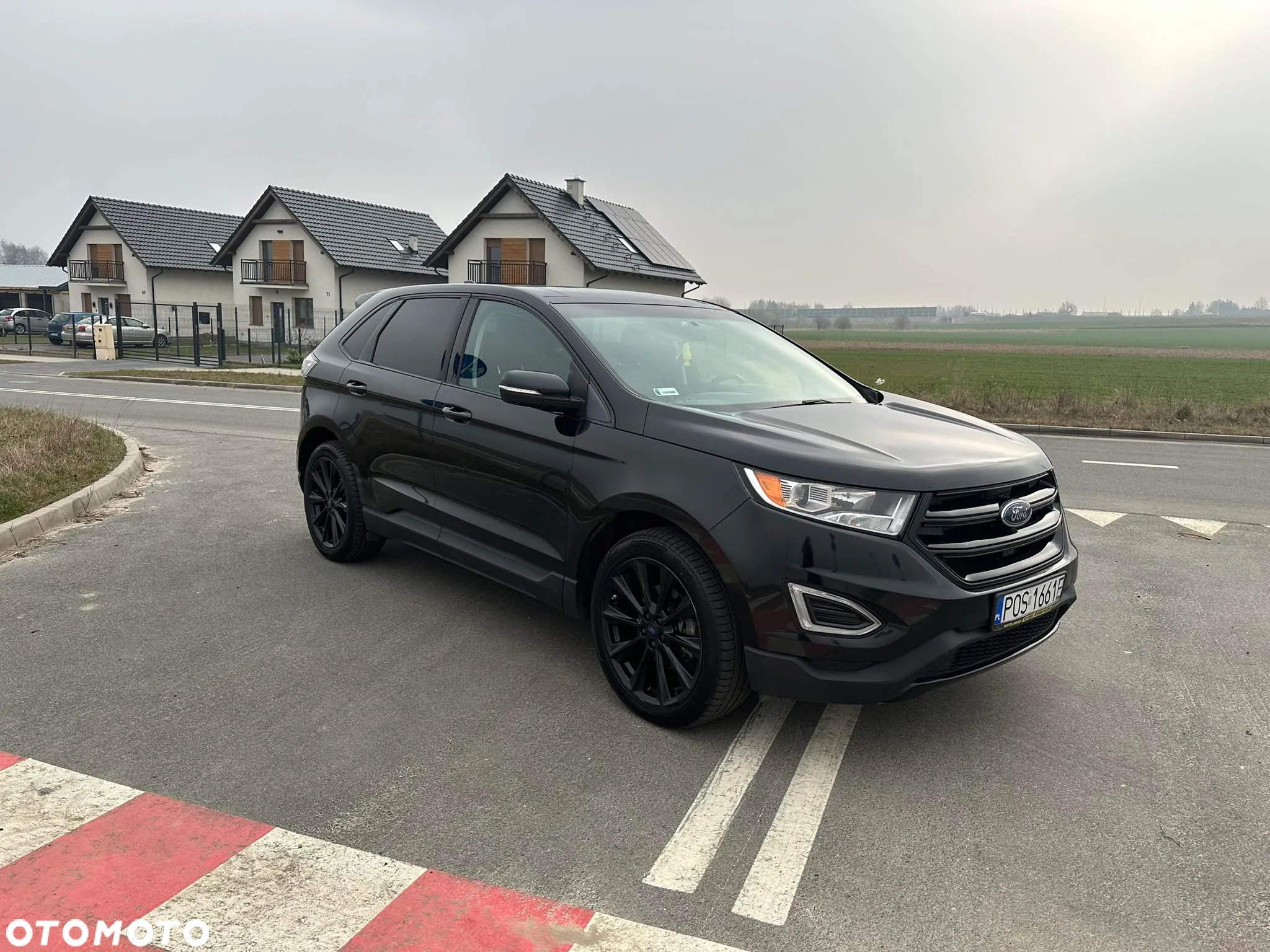 Ford Edge - 2
