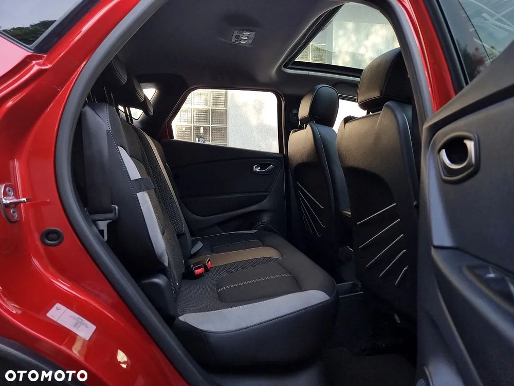 Renault Captur (ENERGY) TCe 90 BOSE EDITION - 11