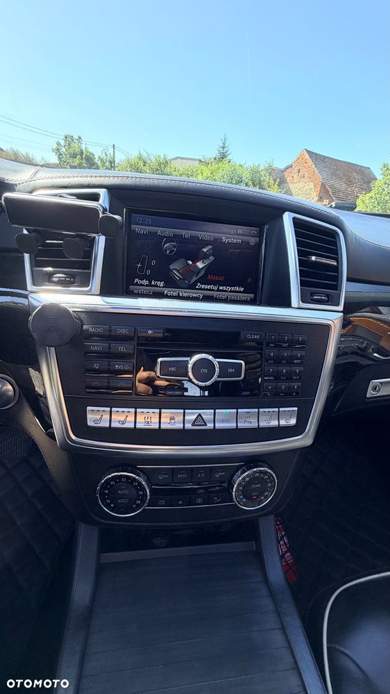 Mercedes-Benz ML 350 BlueTec 4-Matic - 6
