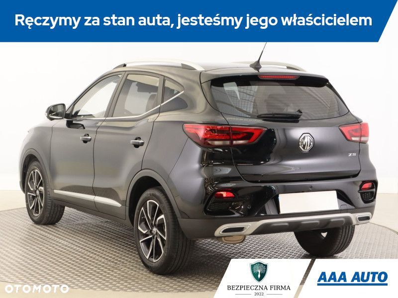 MG ZS - 5
