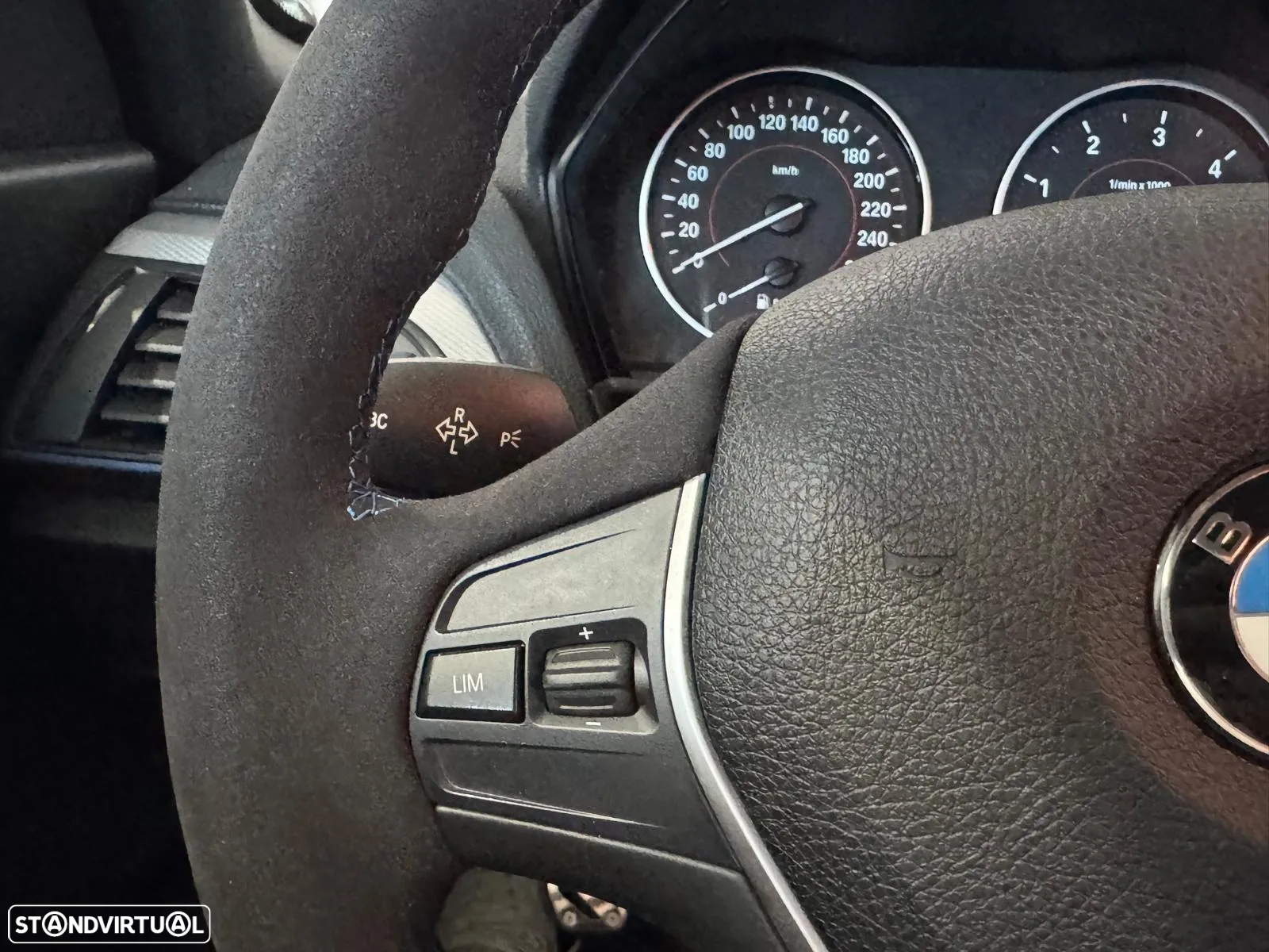 BMW 118 d xDrive - 23