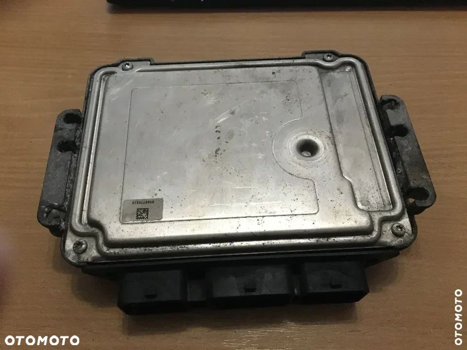 KOMPUTER SILNIKA FOCUS MK2 1.6 TDCI 0281011701 - 2